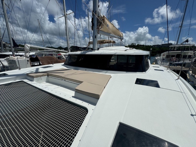 
								Grenada 2019 Fountaine Pajot Astrea 42 Quatuor USD full									
