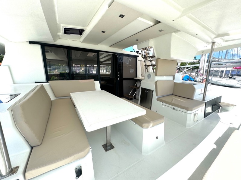 
								Grenada 2019 Fountaine Pajot Astrea 42 Quatuor USD full									