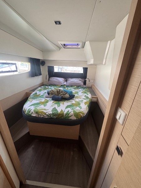
								Grenada 2019 Fountaine Pajot Astrea 42 Quatuor USD full									